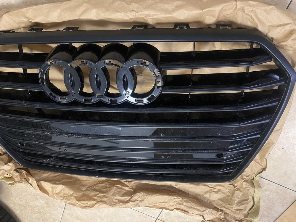 Решетка бампера для Audi A6 2018