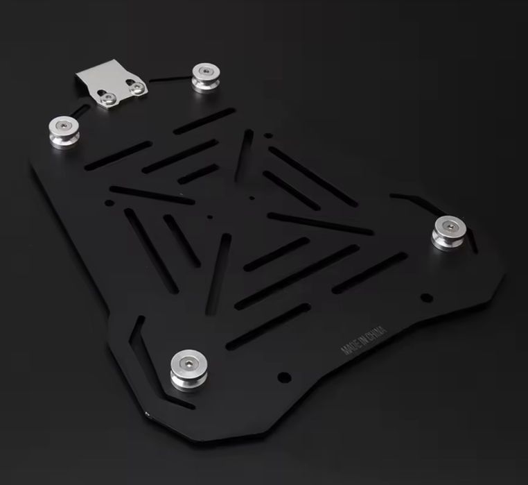 Podkładki dystansowe pod kufer rolki dystanse shad sw motech