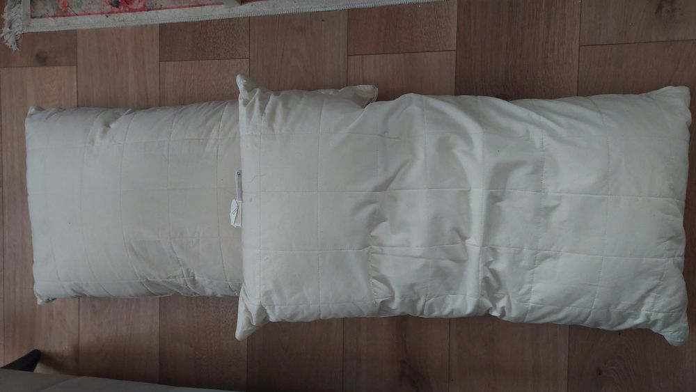 2 duże bawełniane poduszki