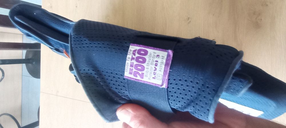 Kamizelka ochronna do jazdy konnej, 
Rozmiar dziecięcy L
Dokładn