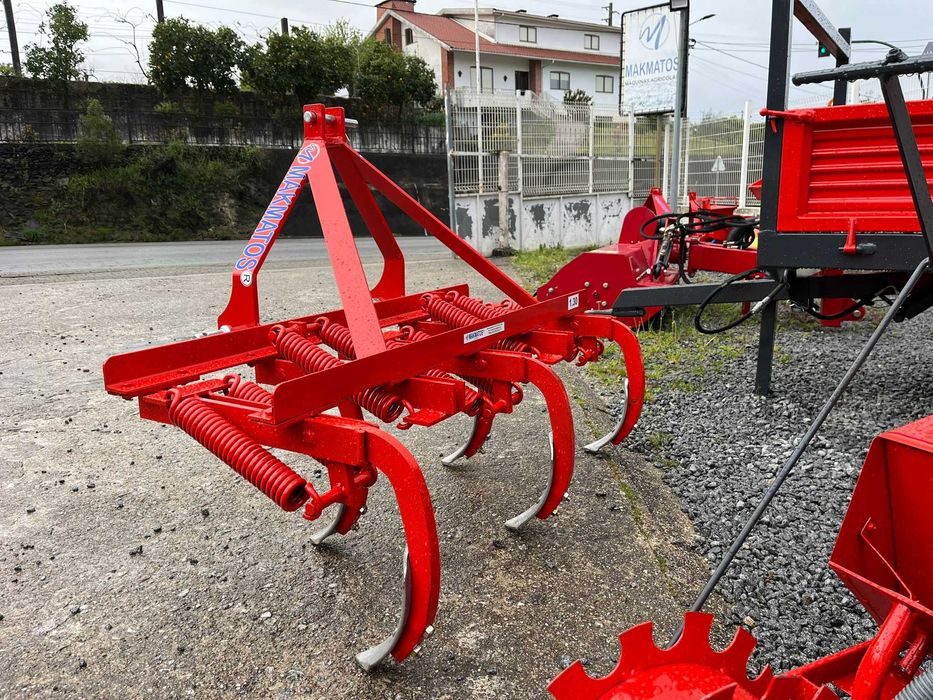 Escarificador para trator 1.30m reforçado NOVO
