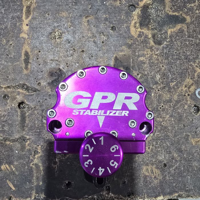 Amortecedor direção GPR