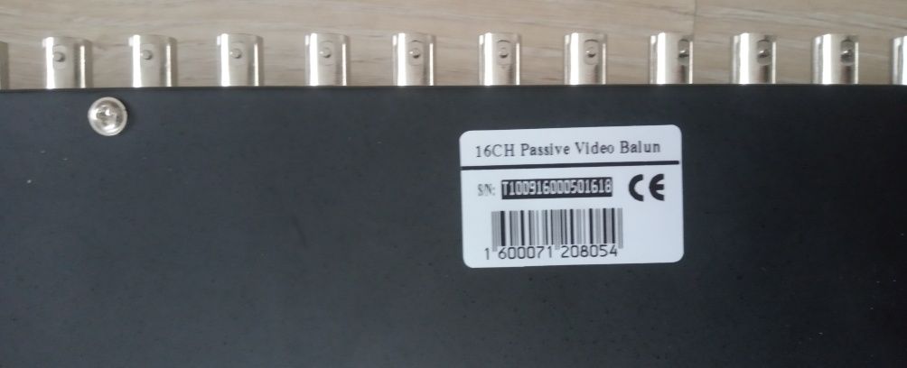 Konwerter wideo 16x BNC na skrętkę