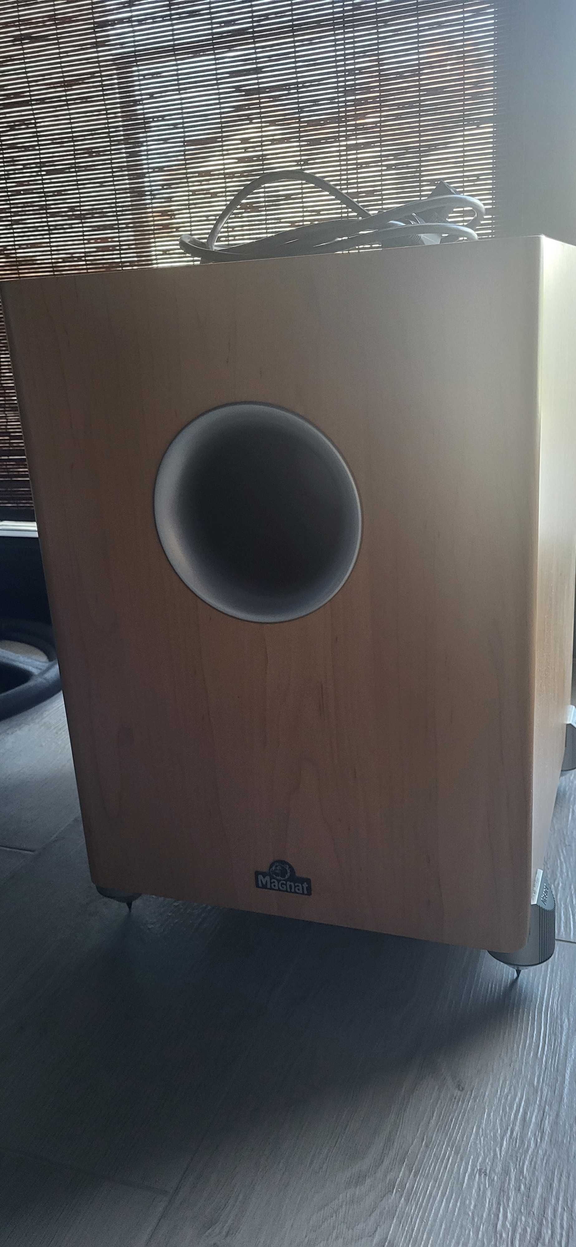 Subwoofer Magnat Alpha 30