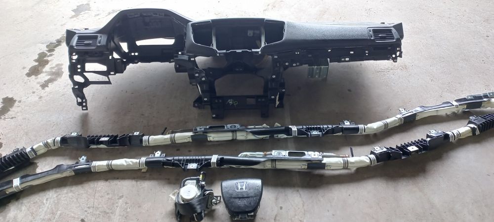 Honda pilot 3 airbag панель приборов  торпеда