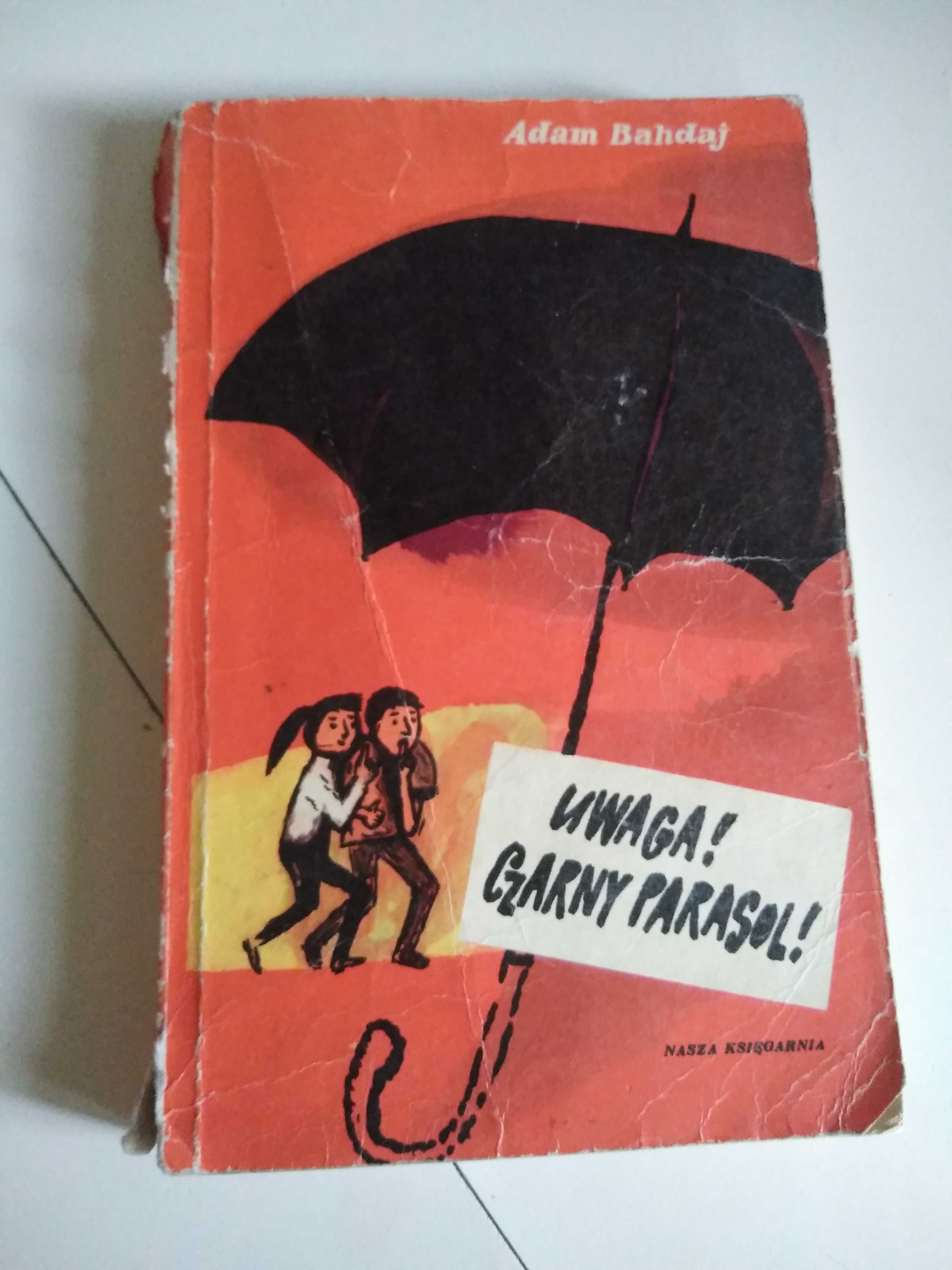 Kultowa książka dla młodzieży Bahdaj uwaga czarny parasol