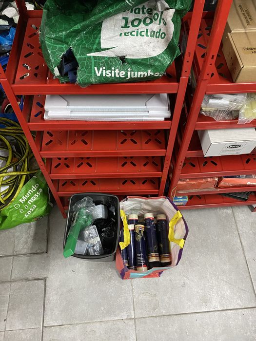 Estantaria Wurth e material refrigeracao