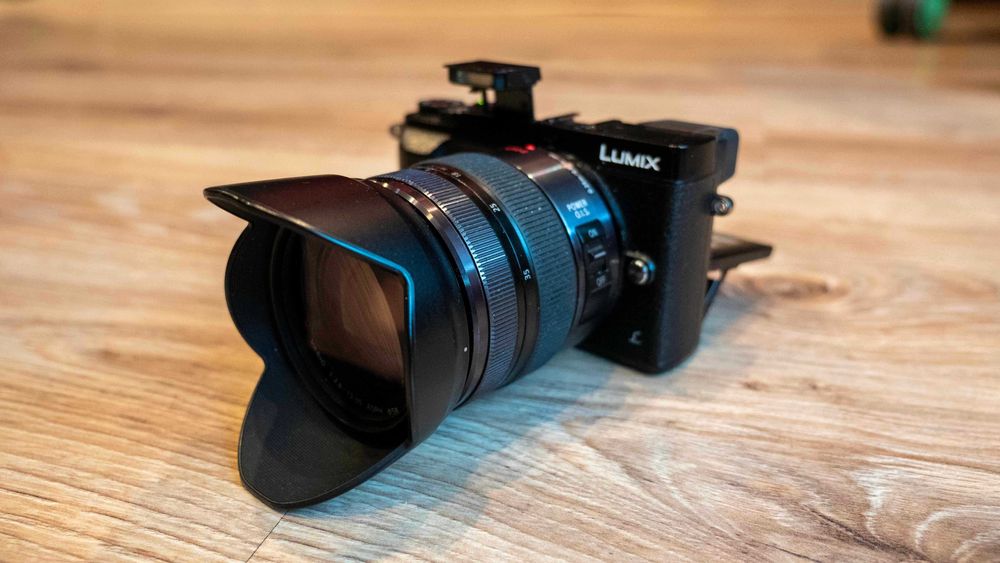 Panasonic Lumix GX80 + obiektyw i gratisy
