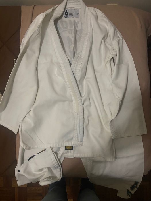 Dobok Golan novo