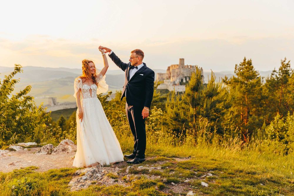 Suknia Ślubna rozmiar S, dwa welony, dodatki