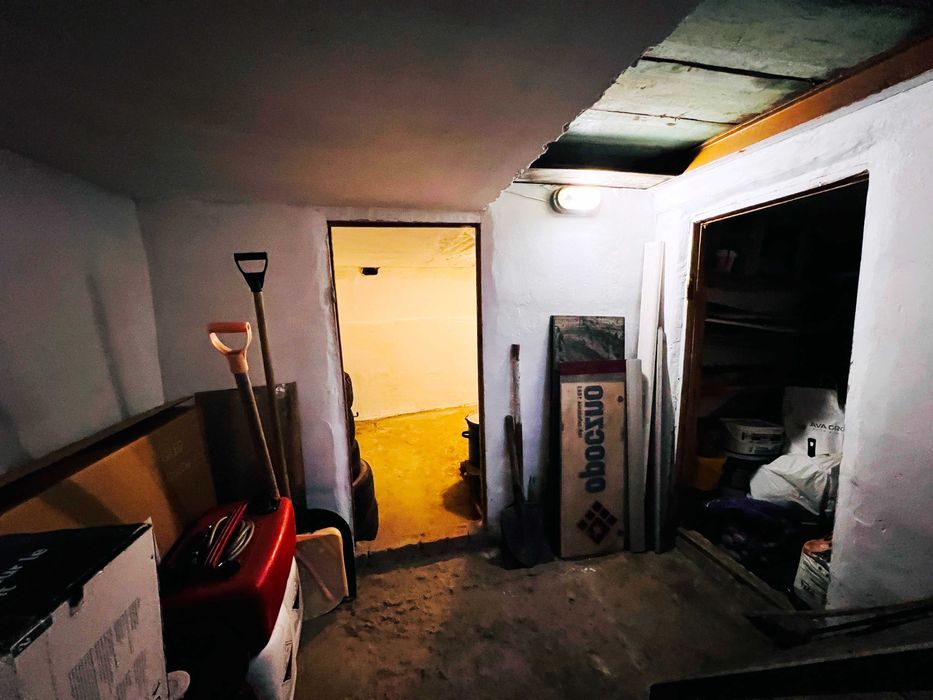 Терміново! Дворівневий гараж в Луцьку на Карпенка - Карого.