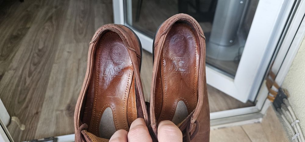 ECCO damskie buty skórzane rozmiar 40 wkładka 25,5cm