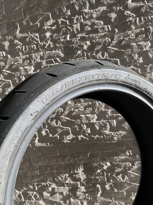Pneu Mota Bridgestone 180/55 17