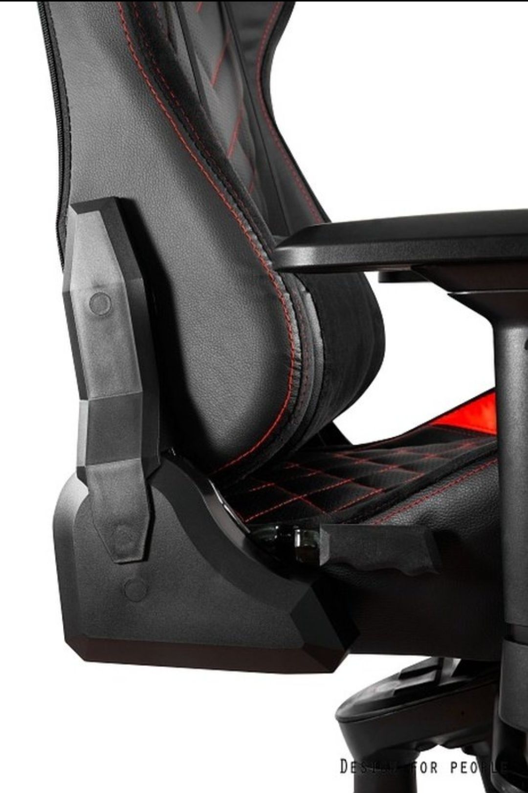 Fotel Gamingowy obrotowy DYNAMIQ V3 - Nowy