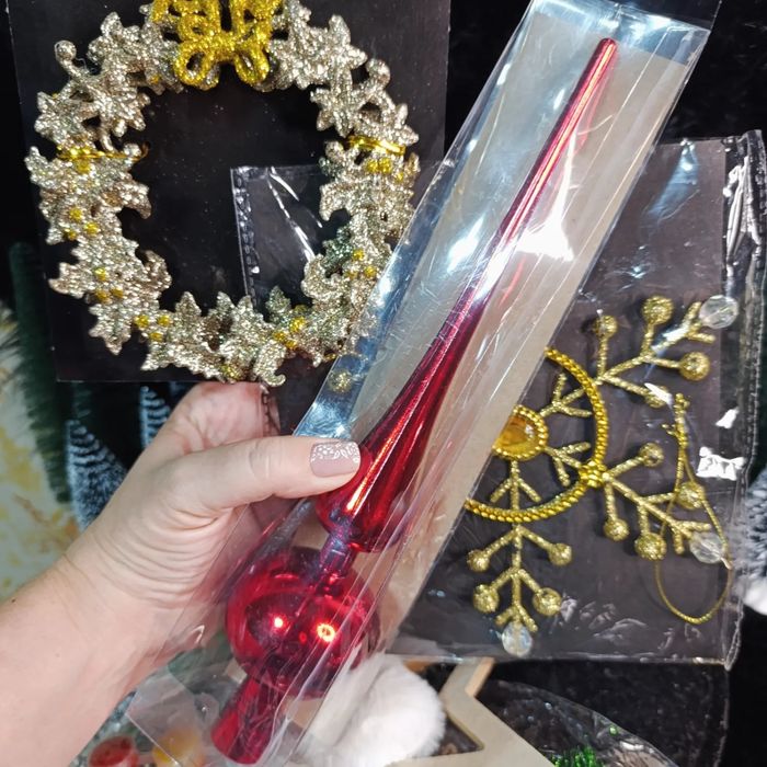 Іграшки на ялинку одним лотом розфарбовка