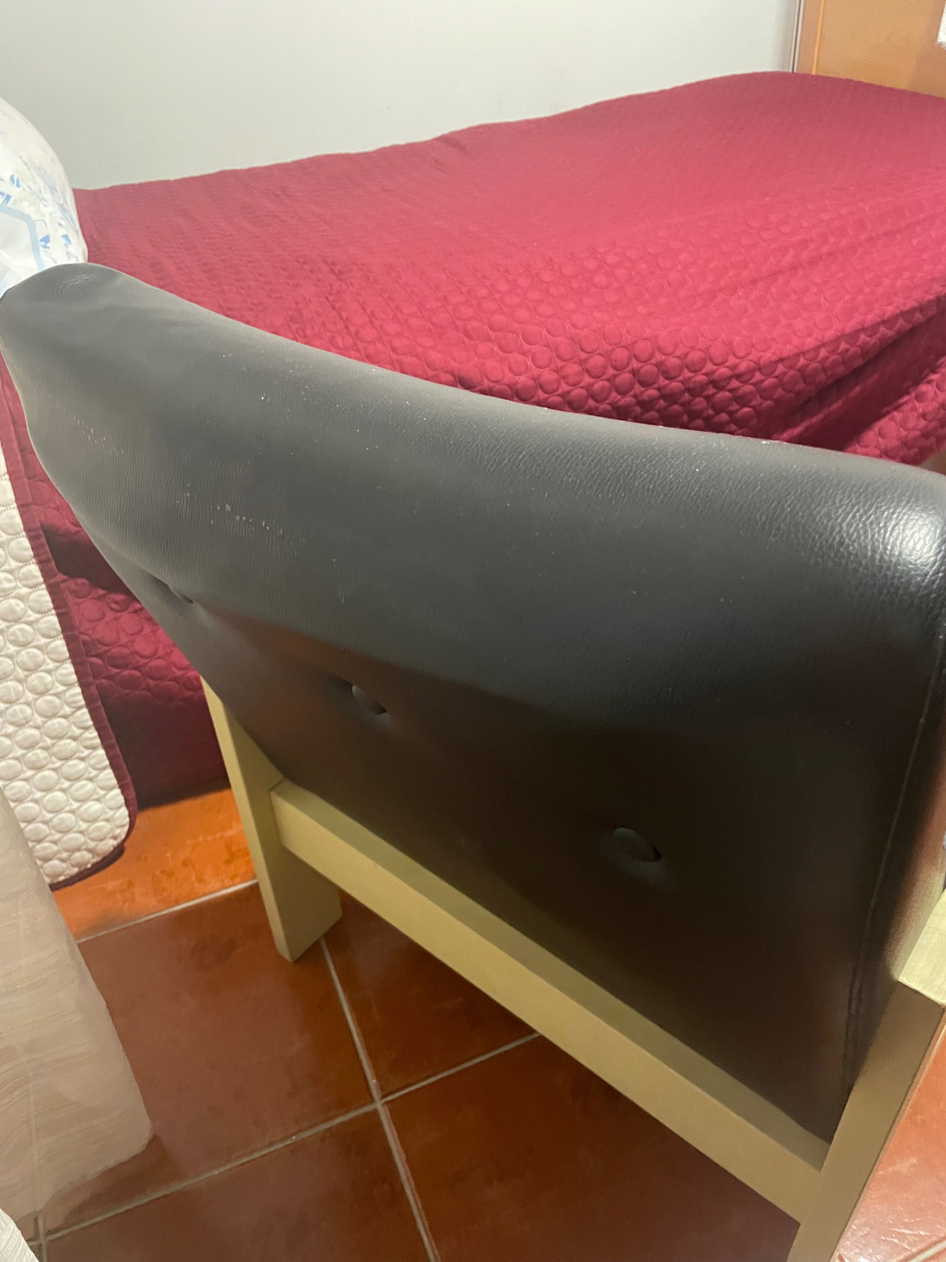 Cadeirão Preto pouco utilizado
