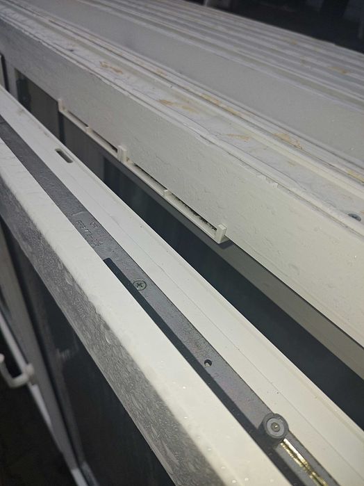 215x136 okno PCV używane niemieckie gruby profil 70 mm