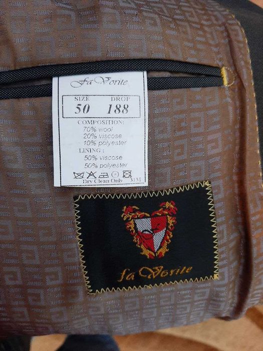 Мужской костюм с нарядной рубашкой (для свадьбы или выпускного)