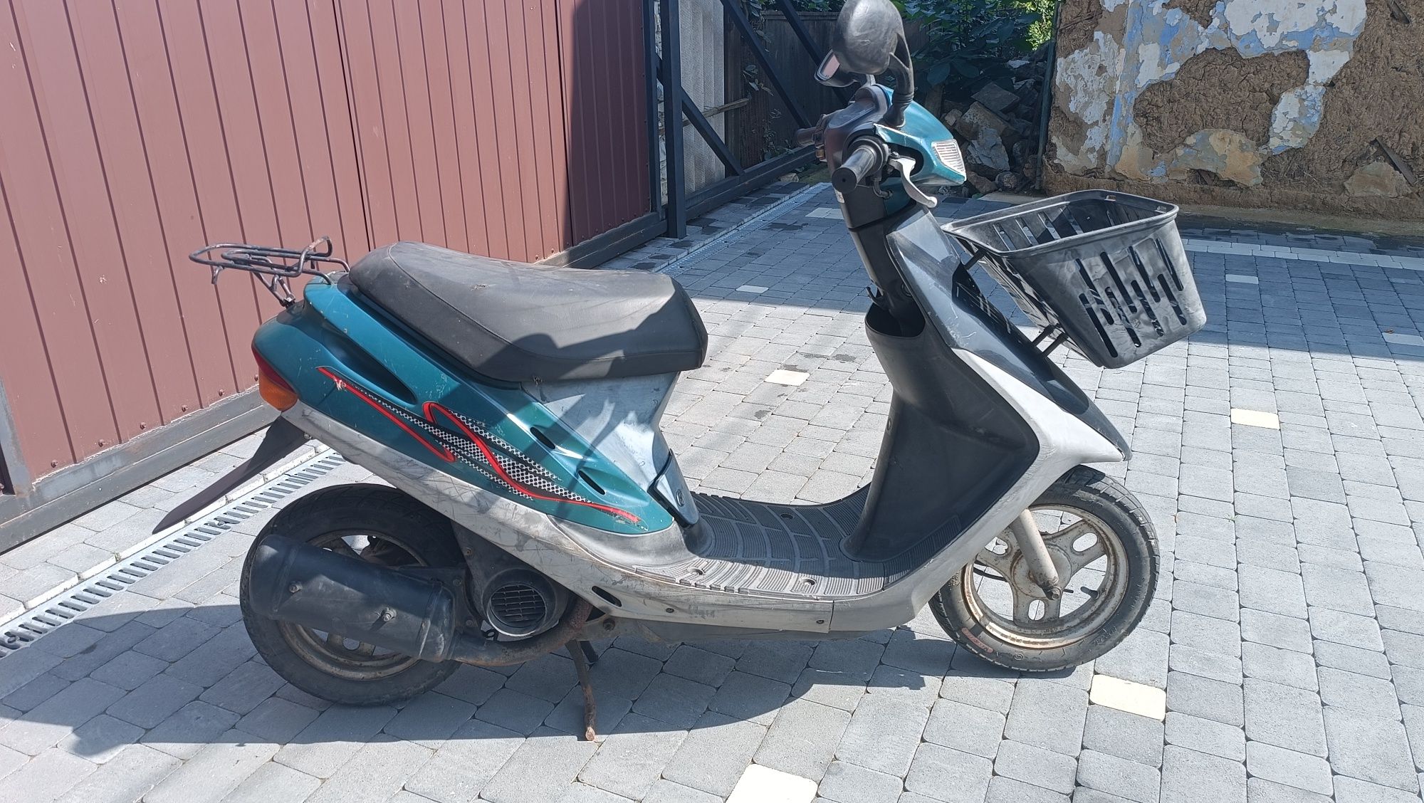 Скутер Honda dio