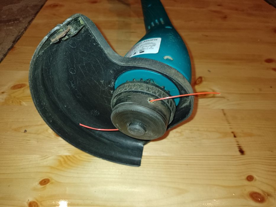 Podkaszarka żyłkowa 230 v