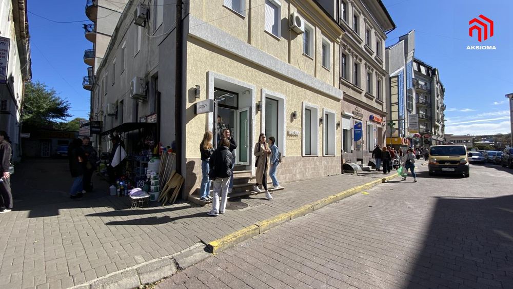 Оренда комерційного приміщення біля ратуші