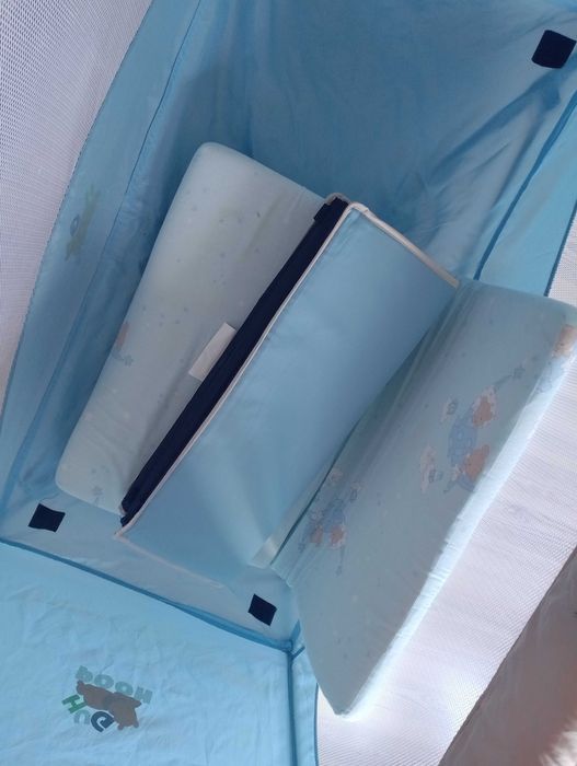 Łóżeczko turystyczne Hauck z materacem