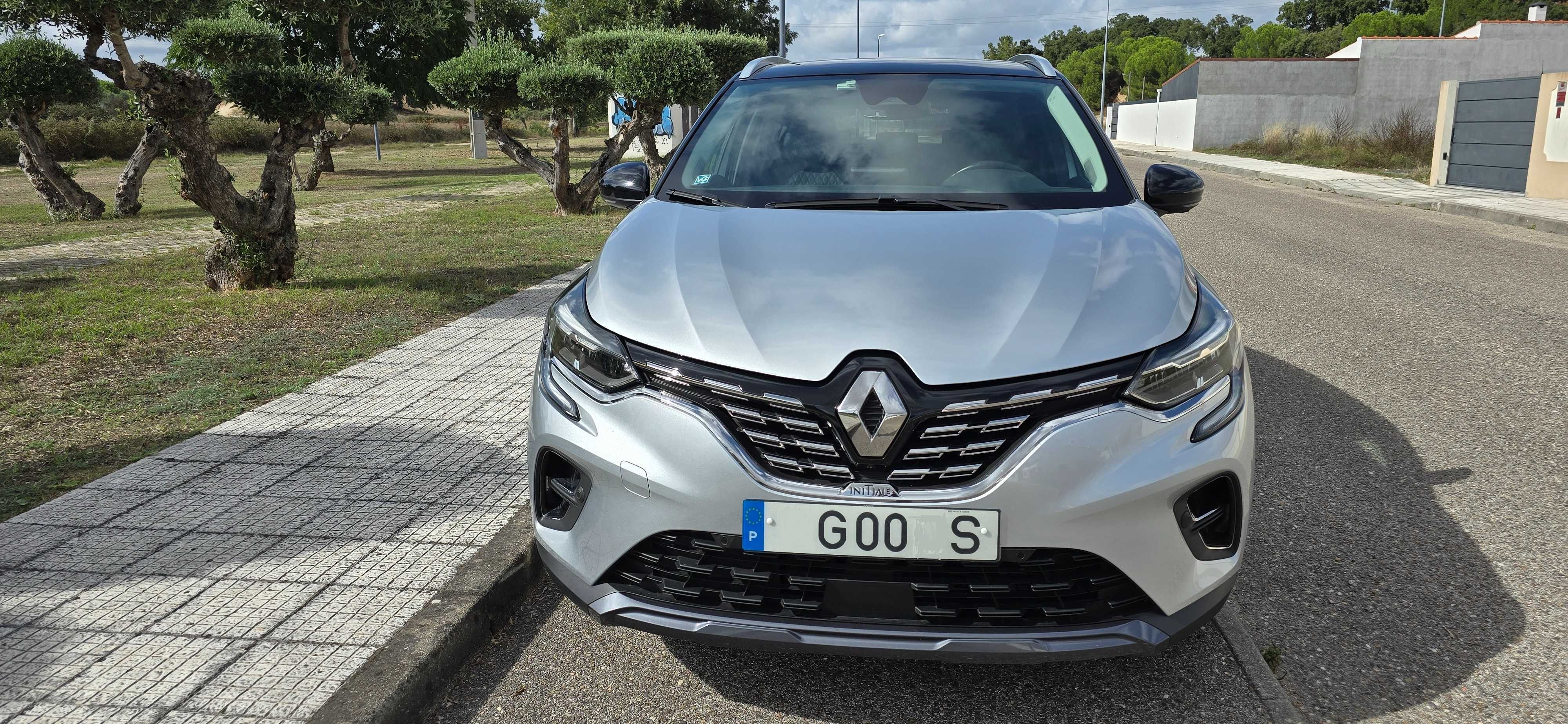 Renault  Captur Versão – Initial Paris E-TECH HÍBRIDO PLUG –IN 160