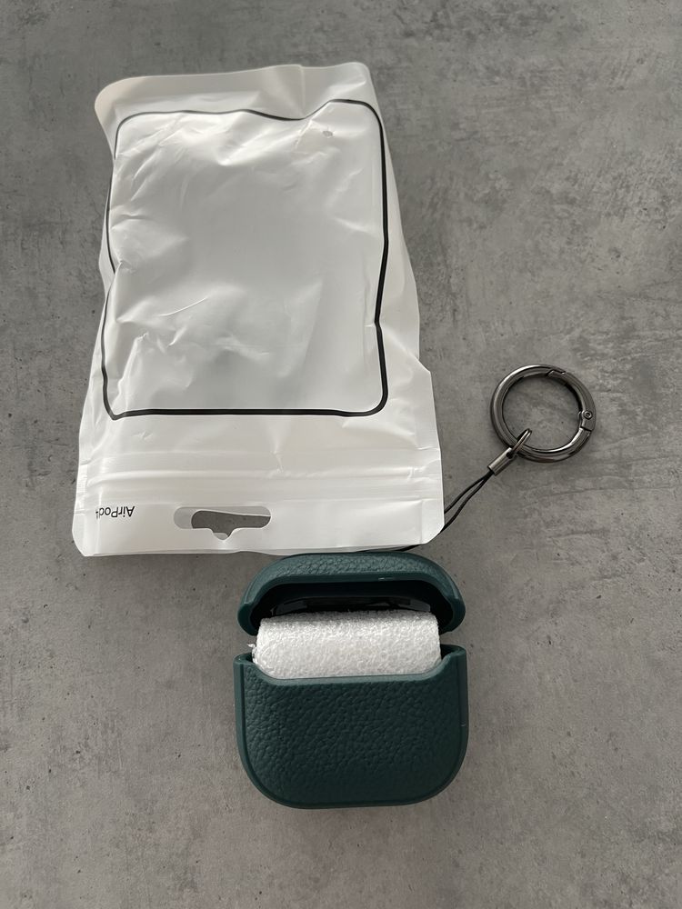 Etui na sluchawki airpod 4