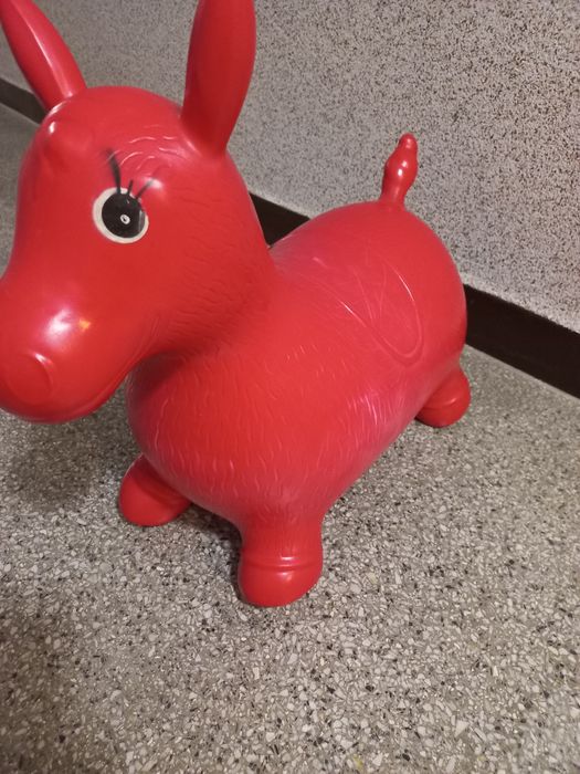 Skoczeek gumowy konik