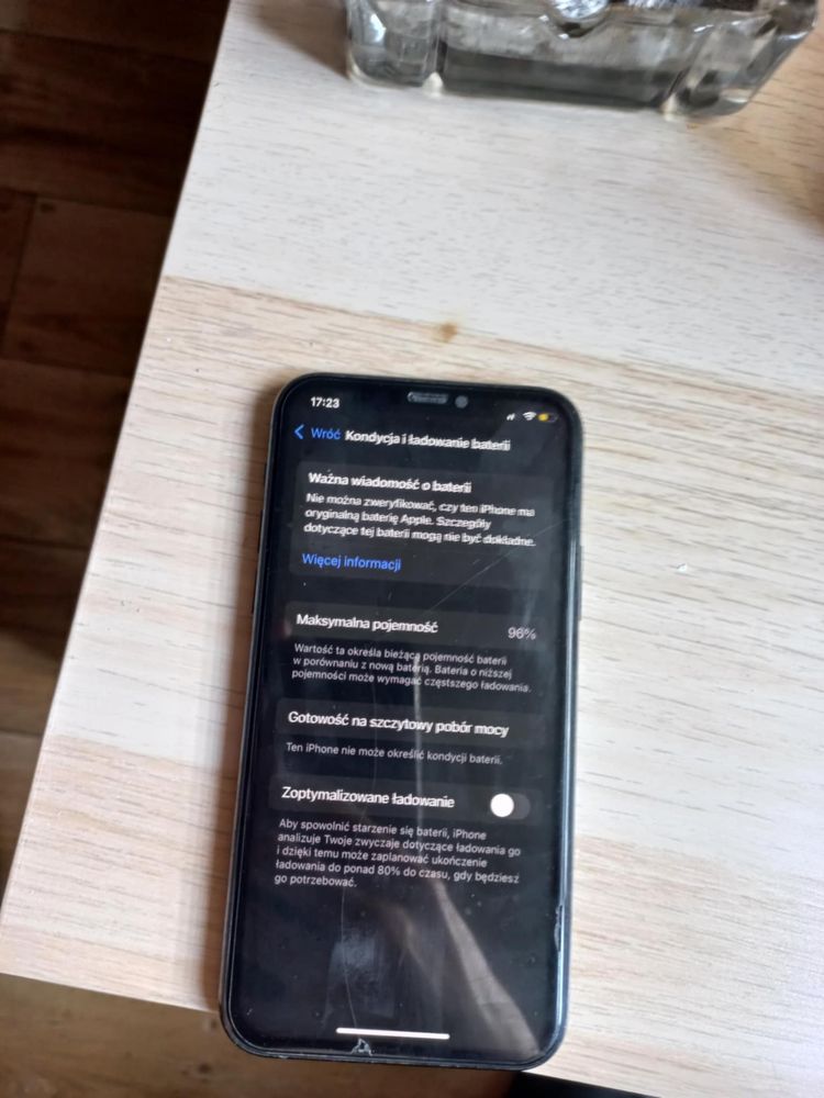 Iphone 11 Pro w kolorze nocna zielen