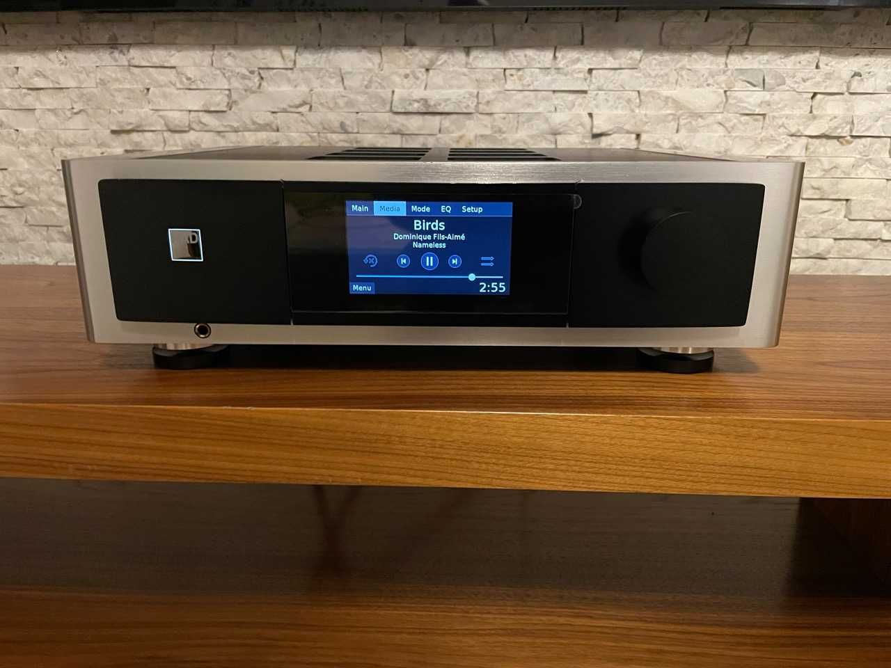 NAD M32 - All in One streamer + wzmacniacz