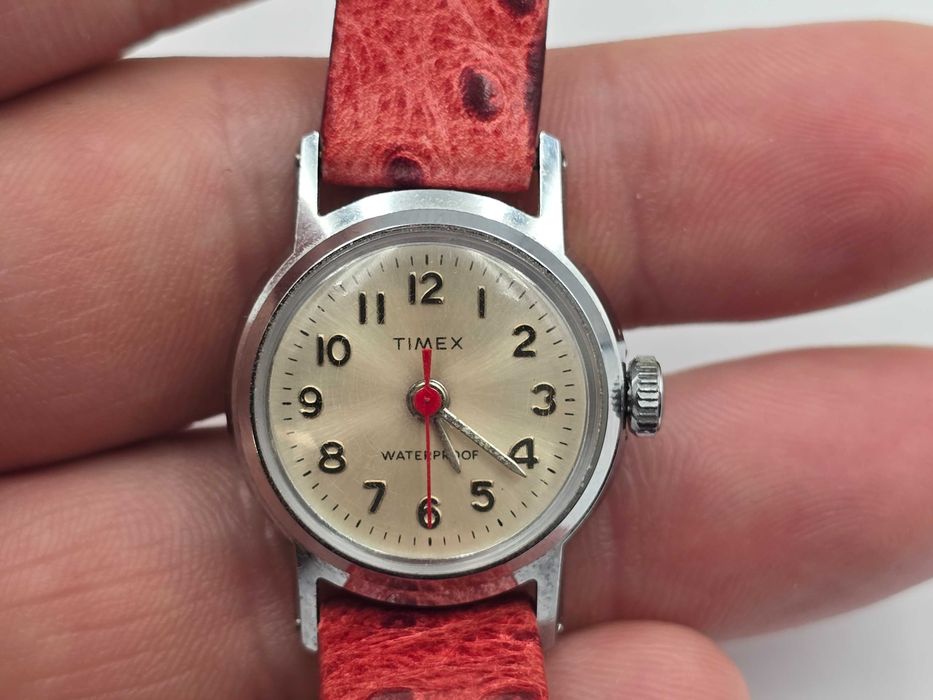Zegarek damski TIMEX VINTAGE stary , nakręcany |Plus Lombard Kłodzko