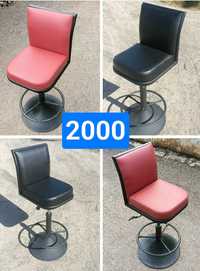 Поворотные стулья ( кресла ) для пакрикмахеров, визажистов, бровистов
