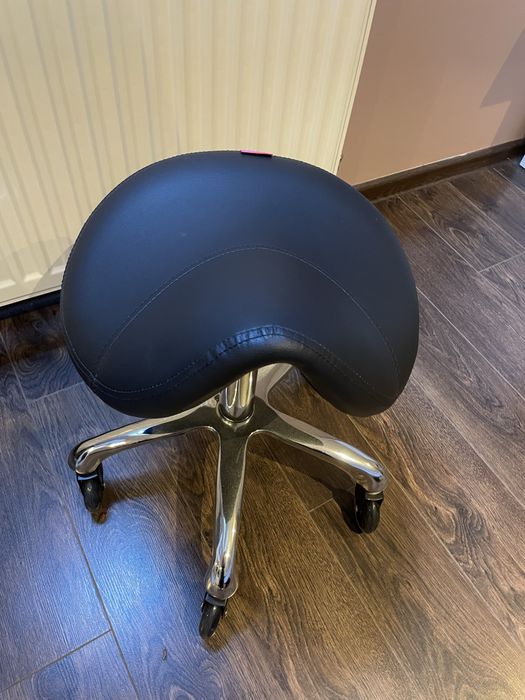 Taboret kosmetyczny