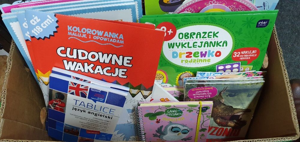 10x książki dla dzieci BAJKI KOLOROWANKI NAKLEJKI łamigłówki MIX