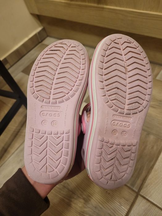 Sandały Crocs C10 27-28
