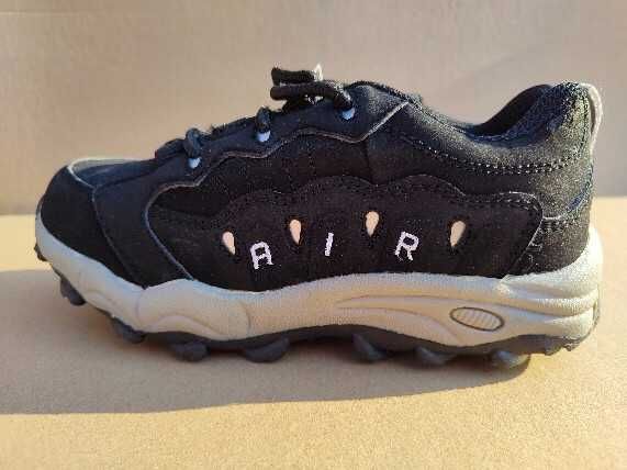 NOWE Buty dziecięce, adidasy, sportowe rozmiar 32 CZARNE