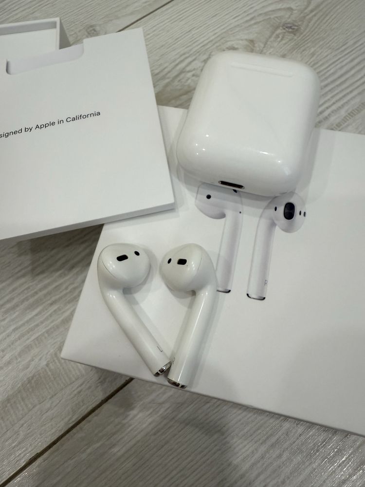 Навушники Apple AirPods 2