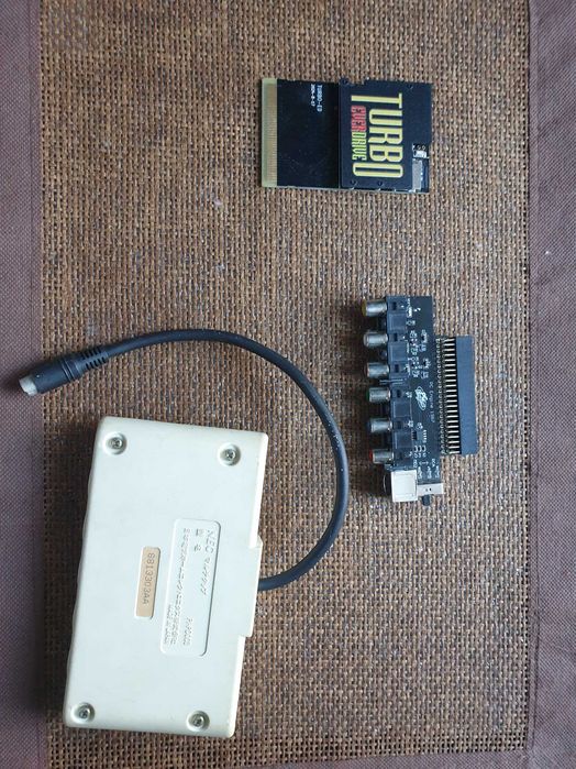 Ігрова консоль PC Engine білий колір