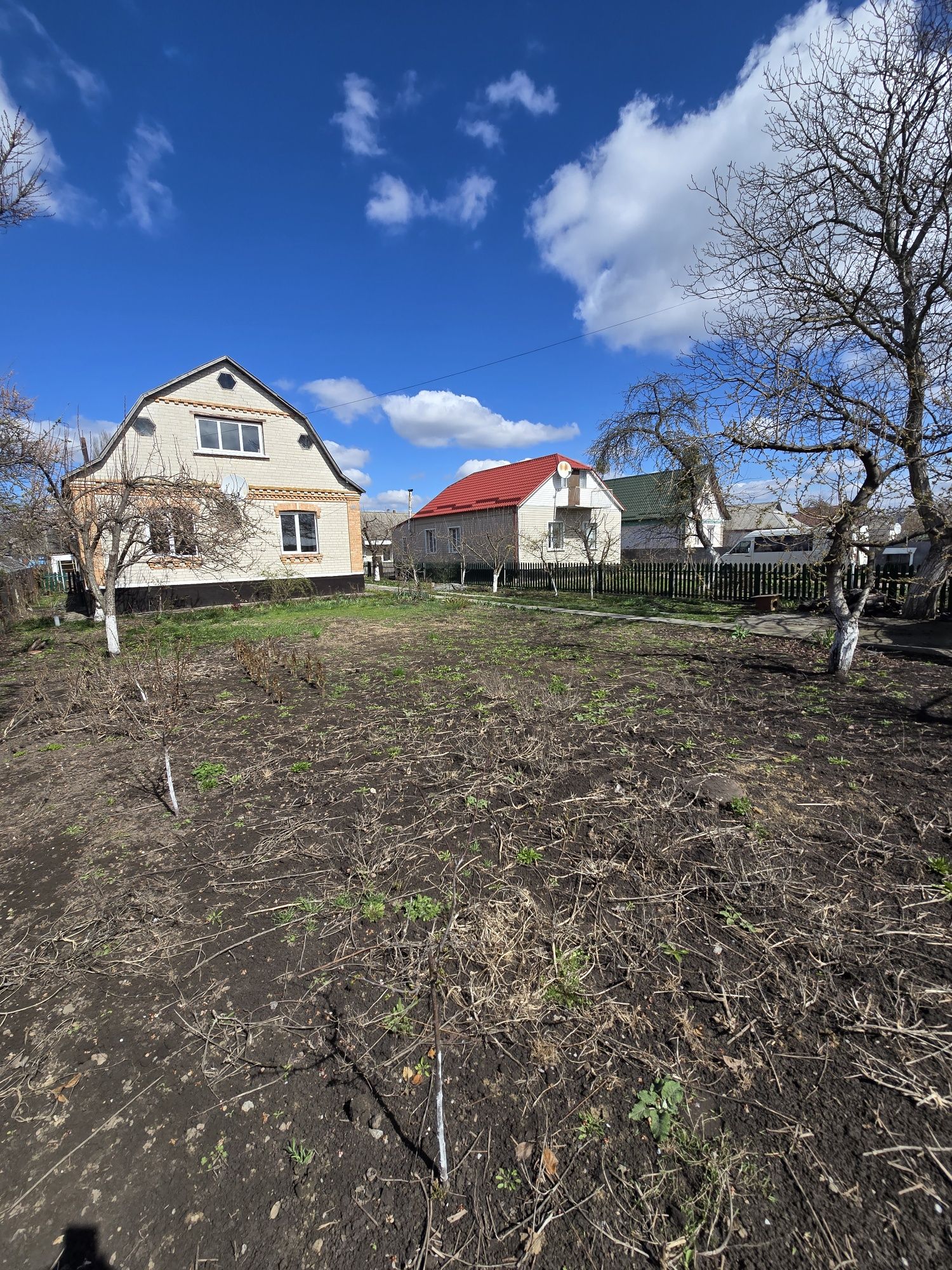 Продаж будинку смт Рокитне
