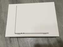 Mcbook air 16GB MEMORY  M4 256G STORAGE