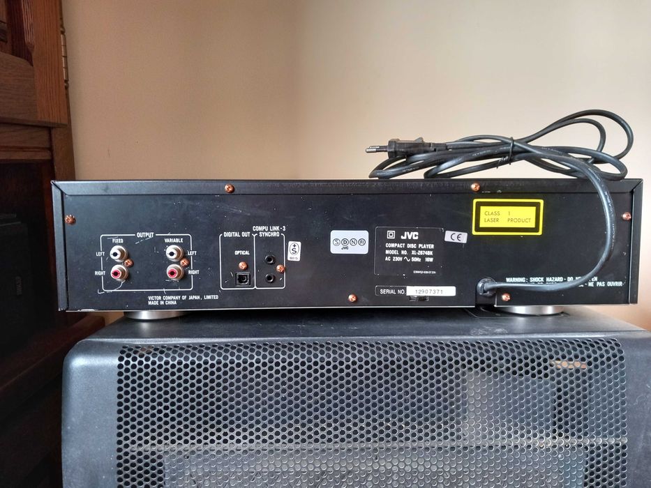 Leitor de CD JVC XL-Z674