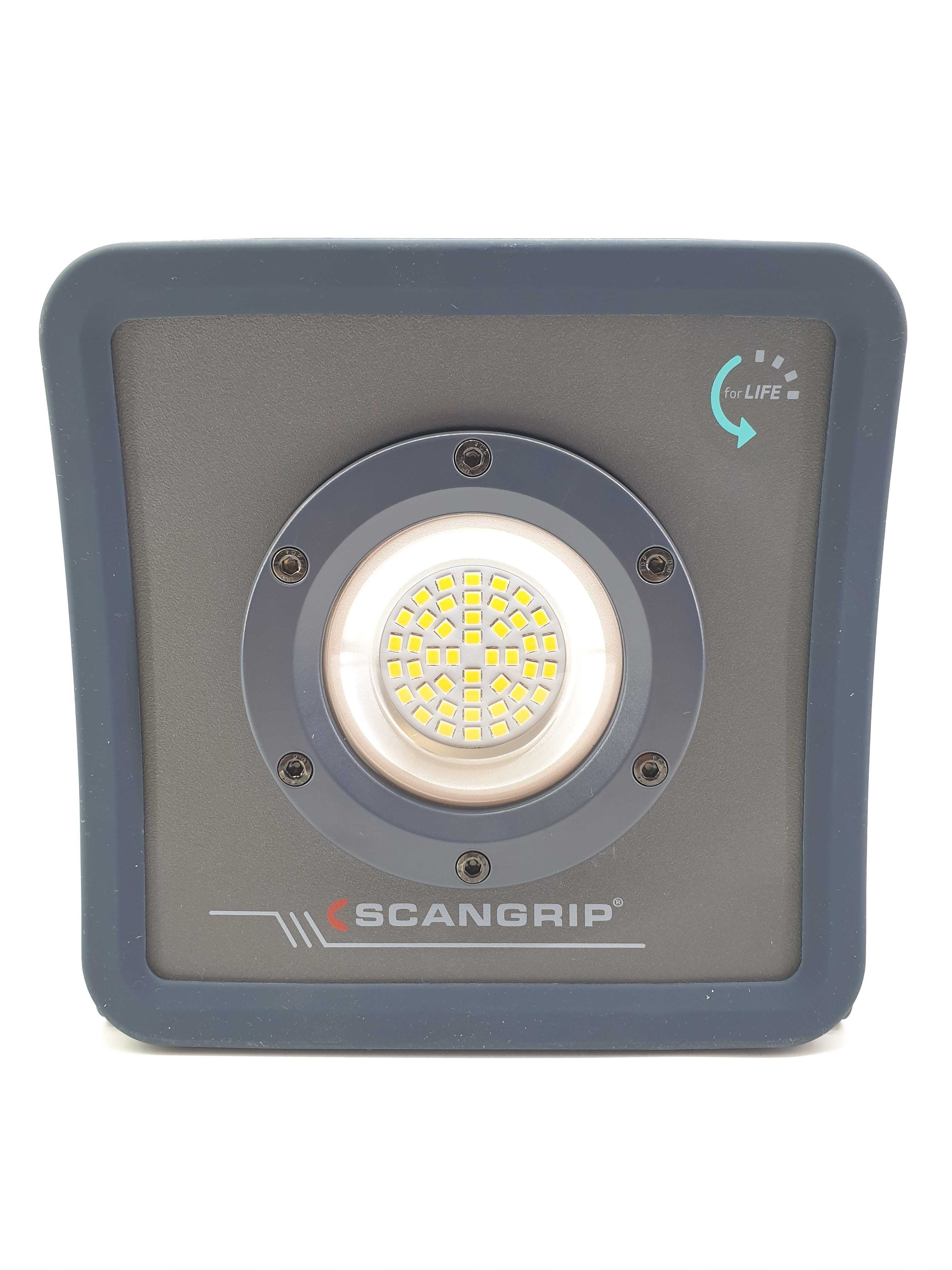 Lampa robocza LED 2000 lm akumulatorowa SCANGRIP NOVA R  Scangrip