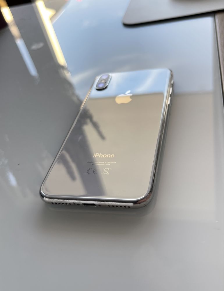 Iphone X 64 gb srebrny