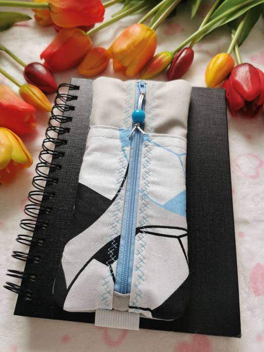 Piórnik na gumce na notatnik hand made
