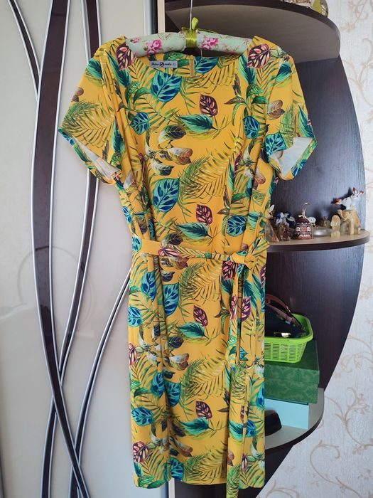 Сукня святкова Петро Сорока розмір 52-54