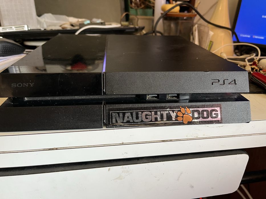 PS4 em bom estado