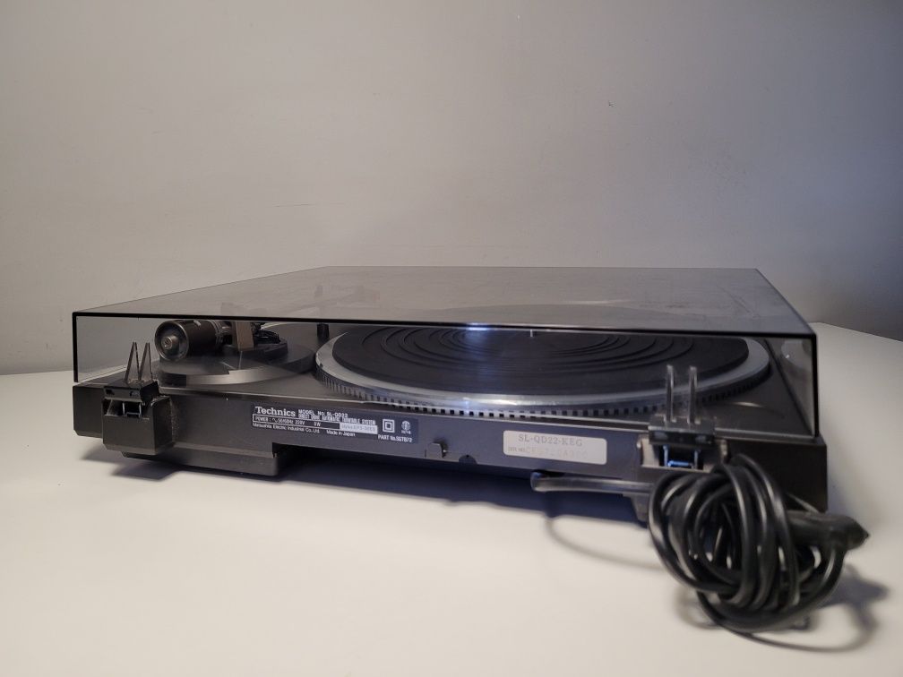 Gramofon Technics SL-QD22 – Direct Drive,Quartz, półautomat, po serwie