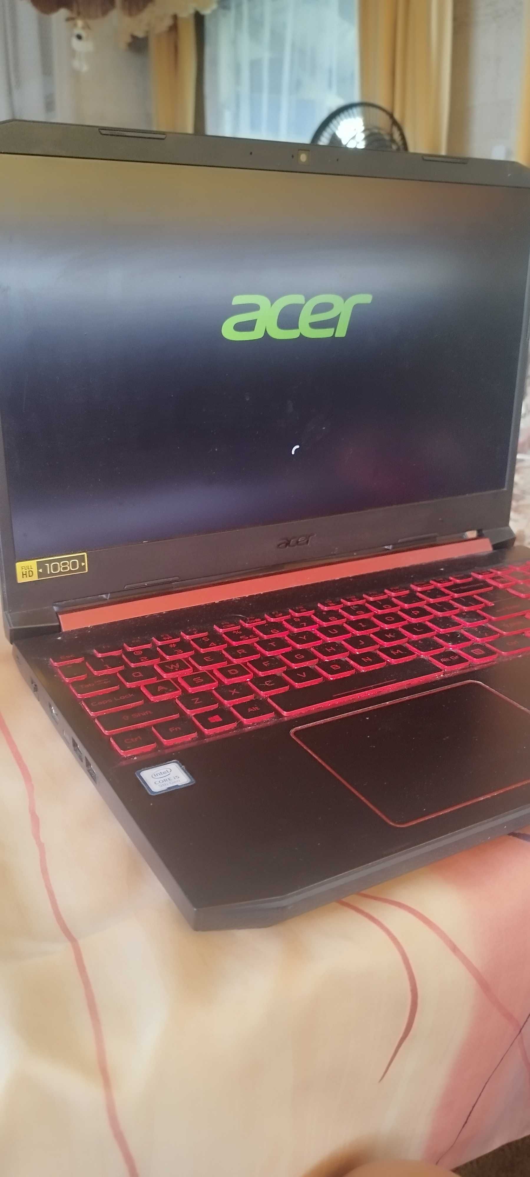 Laptop Acer Nitro 5 GTX 1650