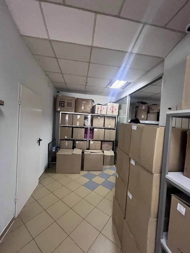 Продається  приміщення під виробництво або склад